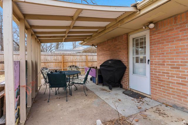 2456 Hobbs Drive, Manhattan, KS 66502