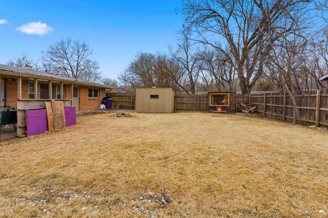 2456 Hobbs Drive, Manhattan, KS 66502