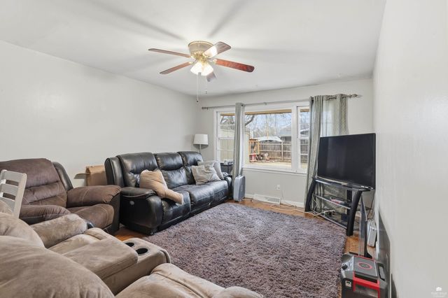 2456 Hobbs Drive, Manhattan, KS 66502