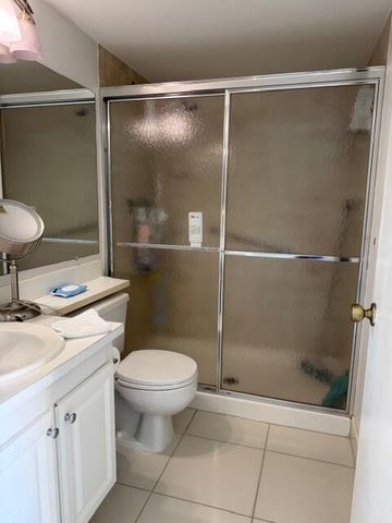 812 Sky Pine Way D2, Greenacres, FL 33415