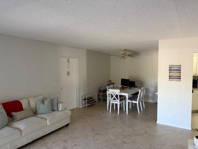 812 Sky Pine Way D2, Greenacres, FL 33415
