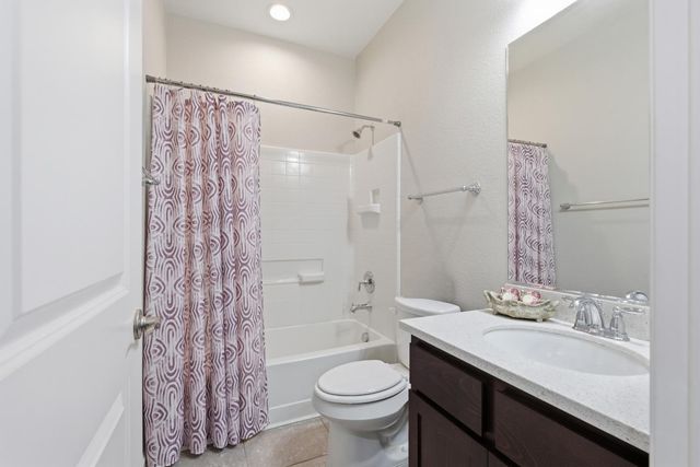 10547 Rubicon Ct, Grass Valley, CA 95949