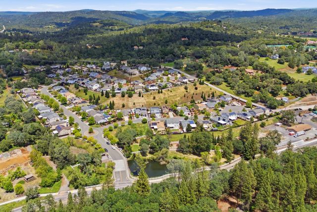 10547 Rubicon Ct, Grass Valley, CA 95949