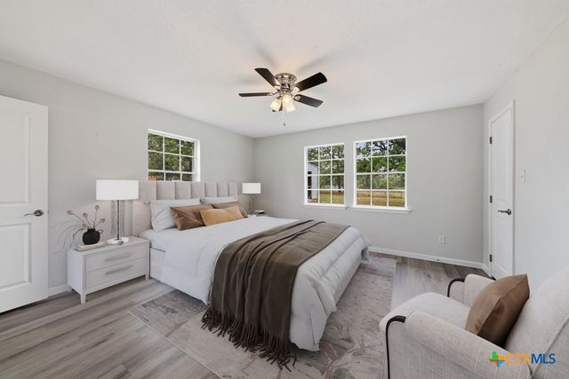 472 Hickory Forrest Drive, Seguin, TX 78155
