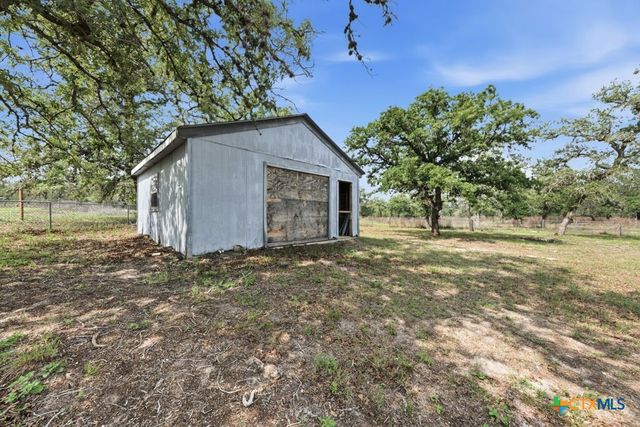 472 Hickory Forrest Drive, Seguin, TX 78155