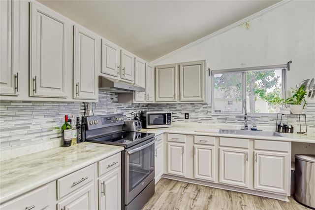 803 N FLORENCE AVENUE, Lakeland, FL 33815