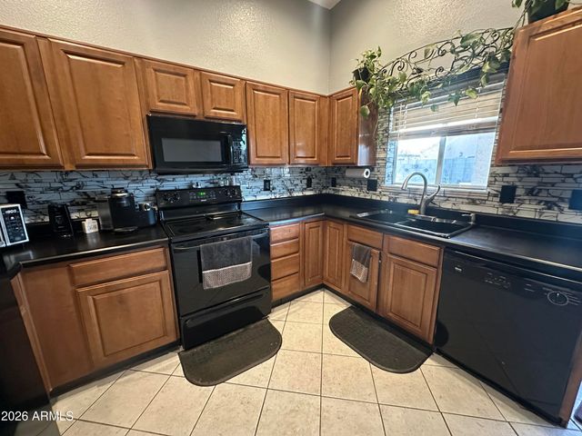 14764 S AMADO Boulevard, Arizona City, AZ 85123