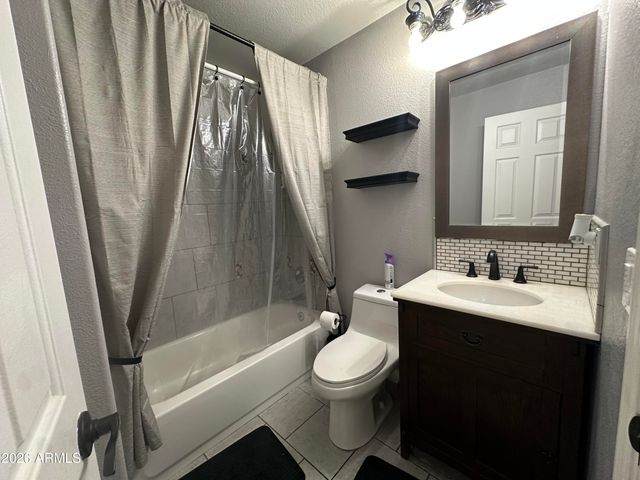 14764 S AMADO Boulevard, Arizona City, AZ 85123