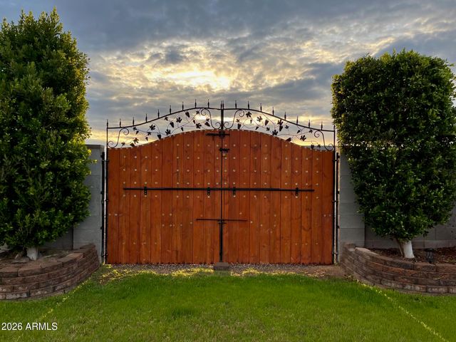 14764 S AMADO Boulevard, Arizona City, AZ 85123