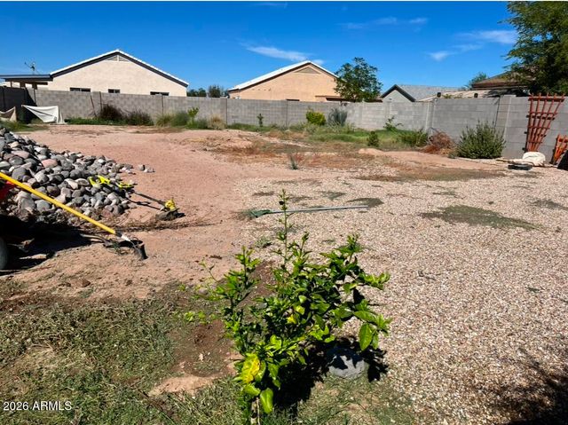 14764 S AMADO Boulevard, Arizona City, AZ 85123