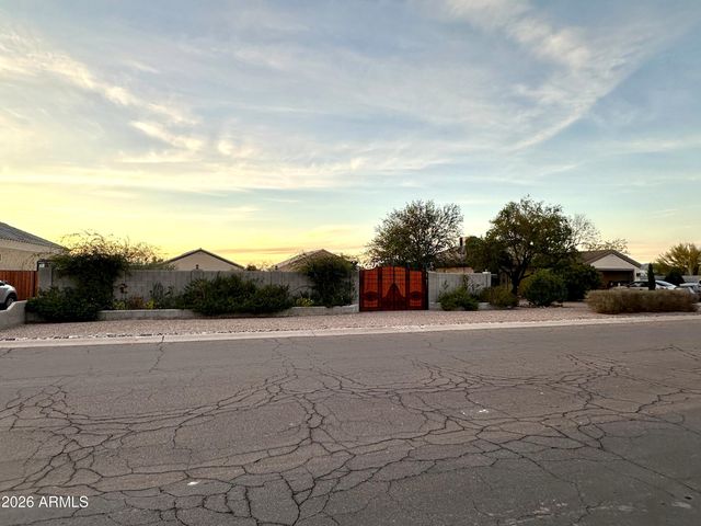 14764 S AMADO Boulevard, Arizona City, AZ 85123