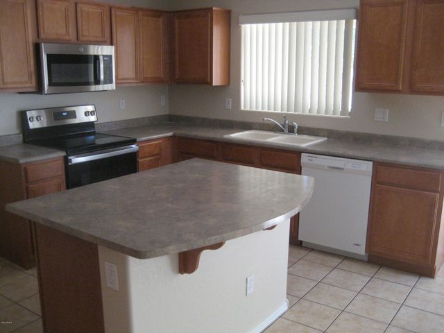 4369 S HEMET Street, Gilbert, AZ 85297