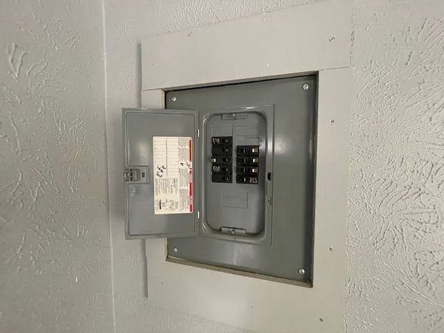 22 Lime Street, Rochester, NY 14606