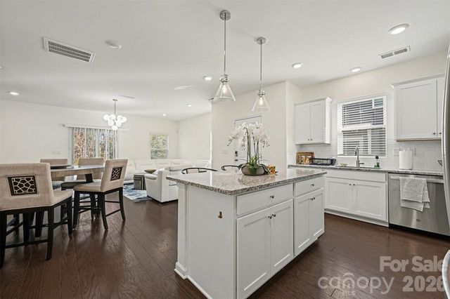 302 Abington Street, Matthews, NC 28104