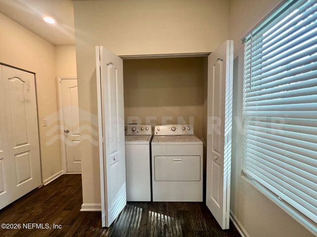 294 ARALIA Lane, Jacksonville, FL 32216