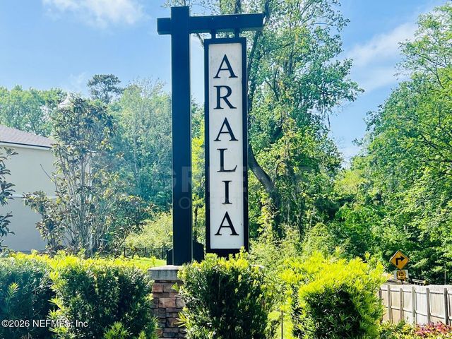 294 ARALIA Lane, Jacksonville, FL 32216