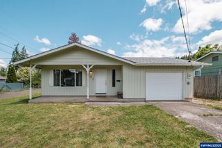 331 9th Av, Sweet Home, OR 97386