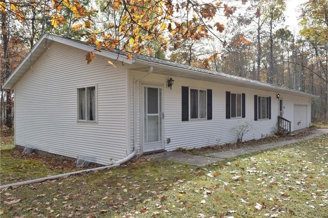 7760 Lake Avenue, Hayward, WI 54843