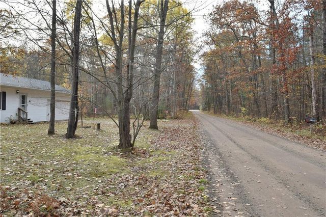 7760 Lake Avenue, Hayward, WI 54843