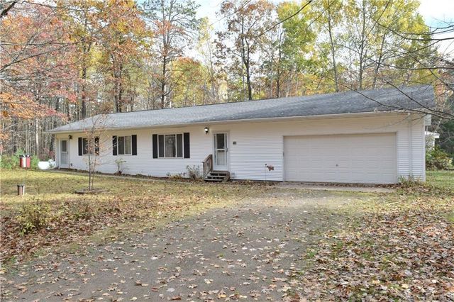 7760 Lake Avenue, Hayward, WI 54843