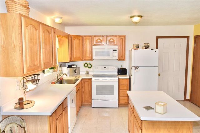 7760 Lake Avenue, Hayward, WI 54843