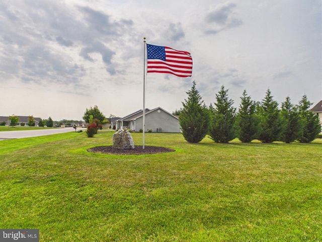 222 BALMORAL LN, Martinsburg, WV 25404
