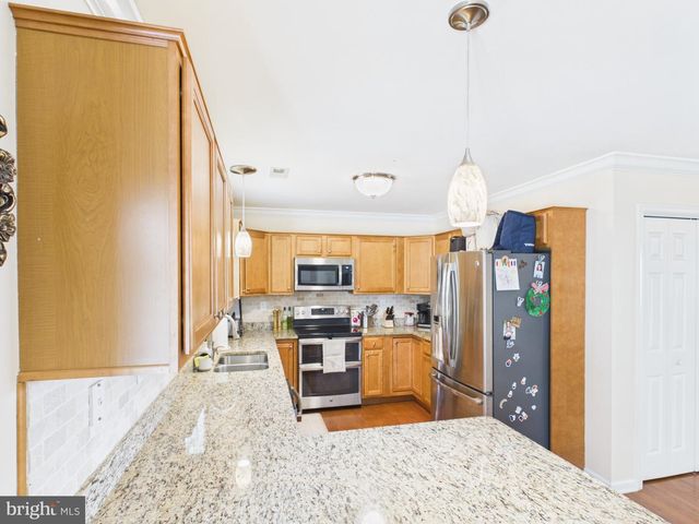 222 BALMORAL LN, Martinsburg, WV 25404