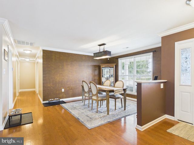 222 BALMORAL LN, Martinsburg, WV 25404