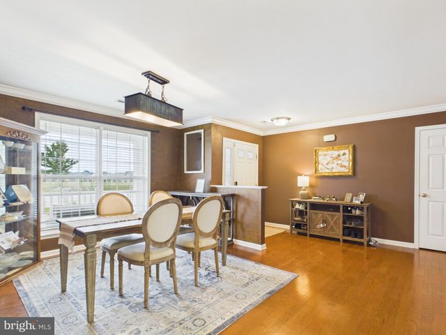 222 BALMORAL LN, Martinsburg, WV 25404