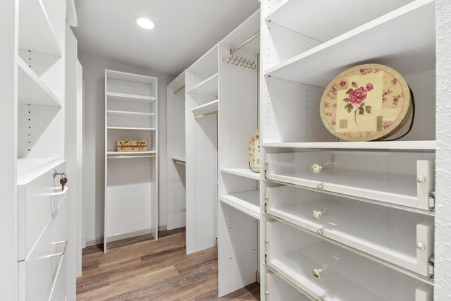 7830 Verna Mae Ave, Sacramento, CA 95828