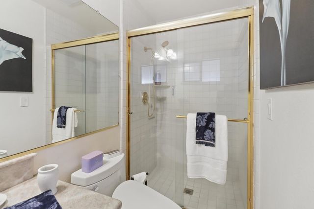 7830 Verna Mae Ave, Sacramento, CA 95828