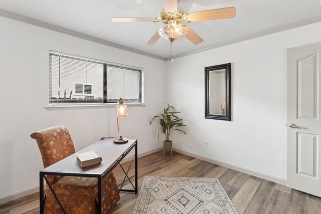 7830 Verna Mae Ave, Sacramento, CA 95828