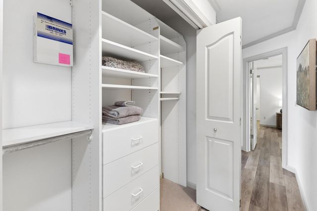 7830 Verna Mae Ave, Sacramento, CA 95828