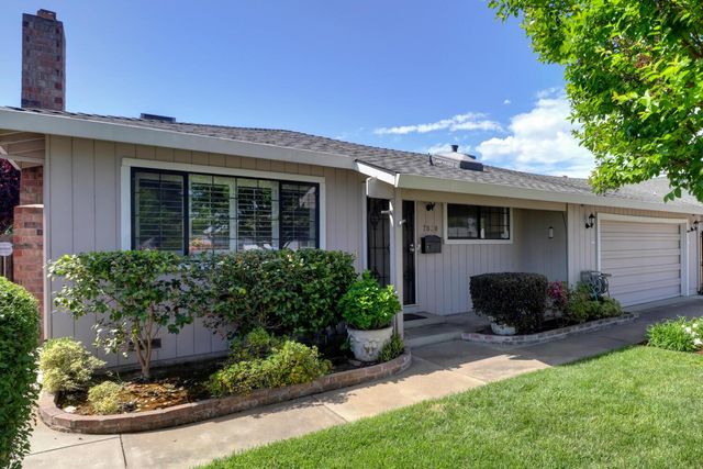 7830 Verna Mae Ave, Sacramento, CA 95828
