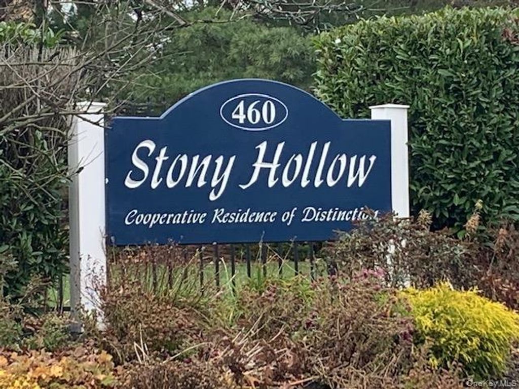 460 Old Town Road 26M, Port Jefferson Station, NY 11776 — exterior