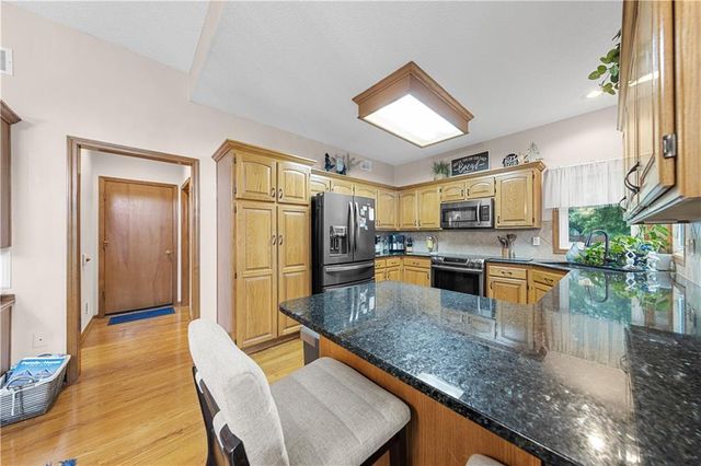 602 Ridgewood Drive, Raymore, MO 64083