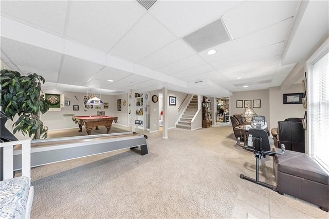 602 Ridgewood Drive, Raymore, MO 64083