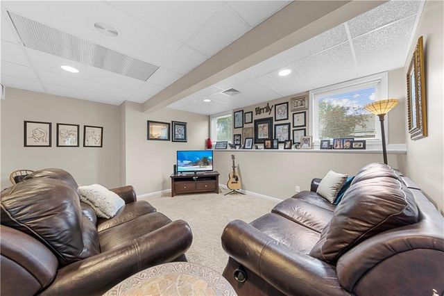 602 Ridgewood Drive, Raymore, MO 64083