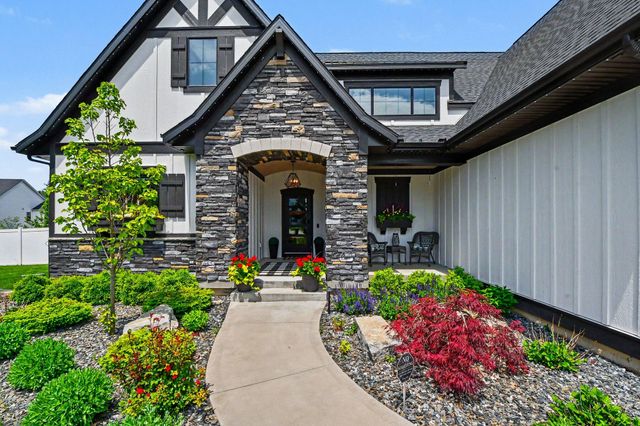 8251 Country Rail Drive Sw, Byron Twp, MI 49315