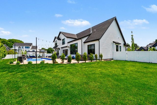 8251 Country Rail Drive Sw, Byron Twp, MI 49315