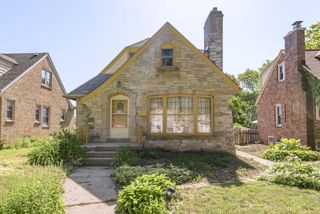 3940 N 64th STREET, Milwaukee, WI 53216