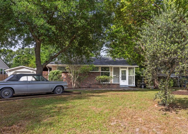 5229 Parkside Drive, North Charleston, SC 29405