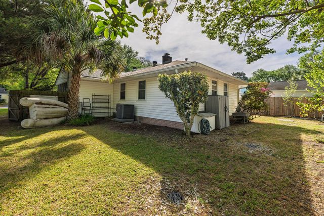 5229 Parkside Drive, North Charleston, SC 29405