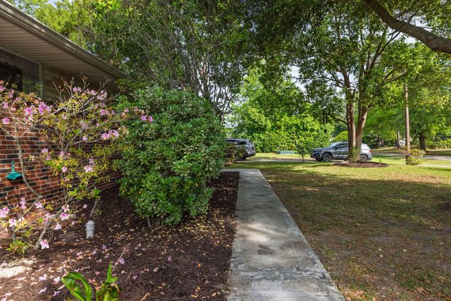 5229 Parkside Drive, North Charleston, SC 29405