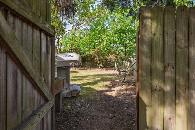 5229 Parkside Drive, North Charleston, SC 29405
