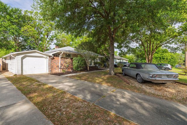 5229 Parkside Drive, North Charleston, SC 29405
