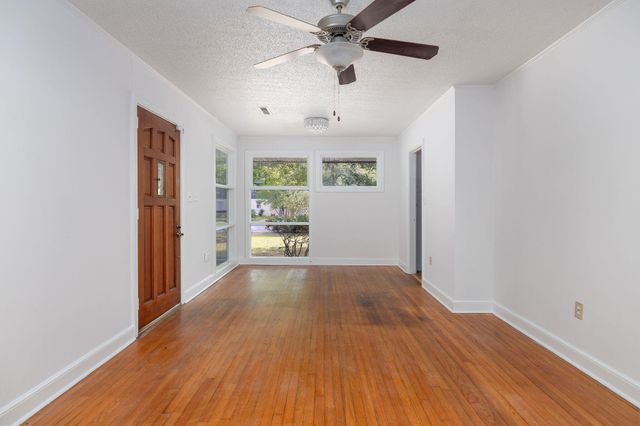 5229 Parkside Drive, North Charleston, SC 29405