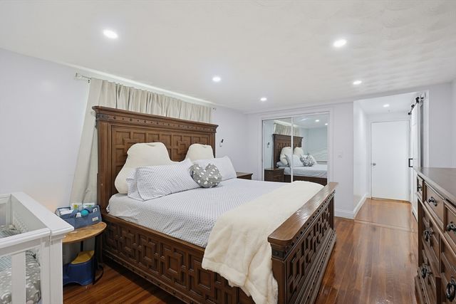 31 Hallron St, Boston, MA 02136
