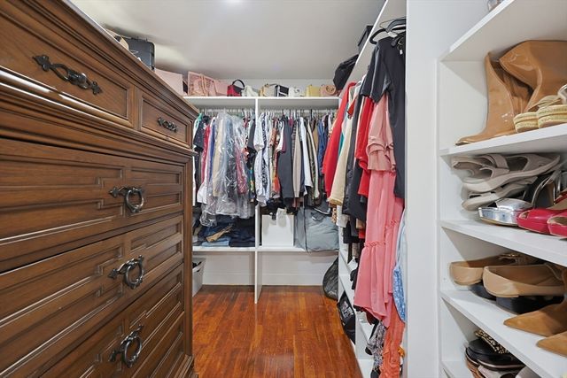 31 Hallron St, Boston, MA 02136