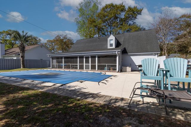 758 Mount Gilead Place Dr., Murrells Inlet, SC 29576